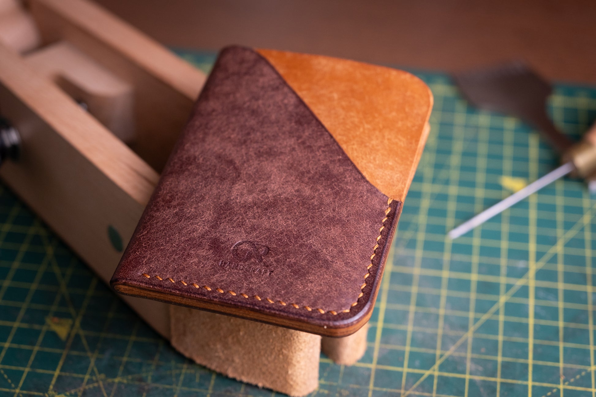 Card Holder - No11 GRHandcraft