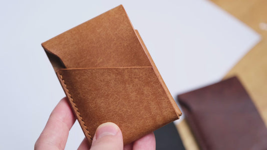Kaya Mini - Handmade leather card holder